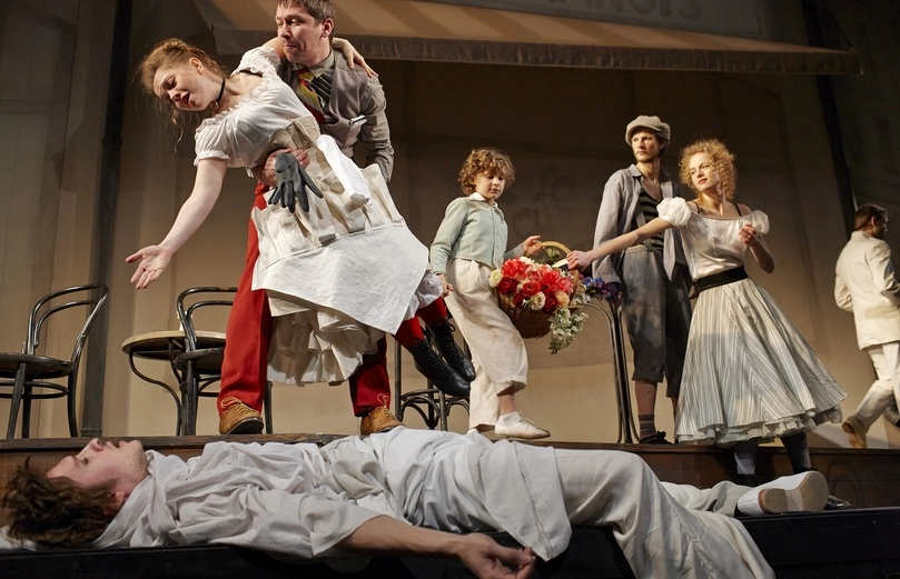 Безумная из Шайо