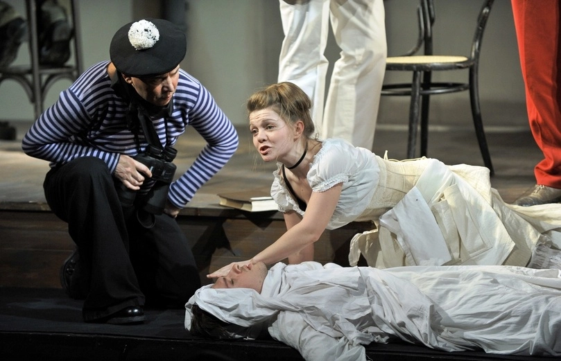 Безумная из Шайо